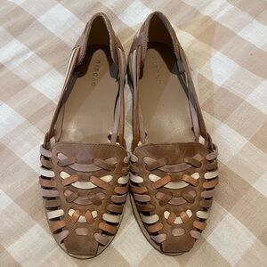 Nisolo Women's Tan and Cream Leather Flats